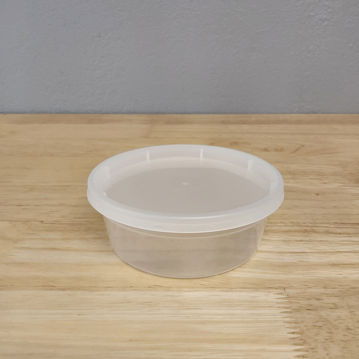 Heavy Duty 8 oz Microwavable Translucent Deli Container and Lid Combo Pack - Case of 240